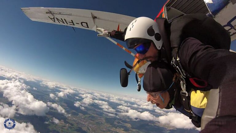 Skydiving Vs Bungee Jumping: The Ultimate Adrenaline Rush!